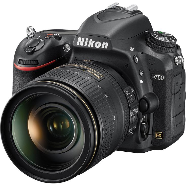 NIKON D750